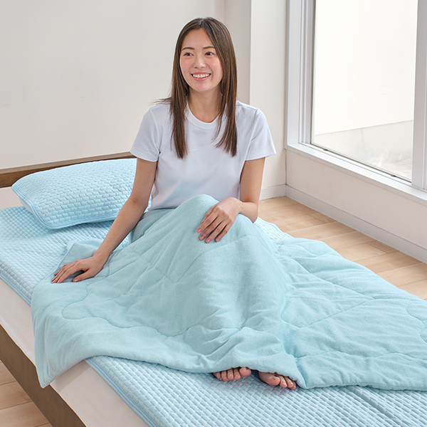 星のやすらぎ 冷感リバーシブル 肌掛けふとん（ハーフサイズ）